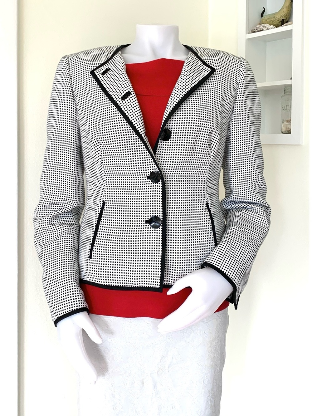 1990s Carlisle black and white checkered collarless long sleeve blazer
